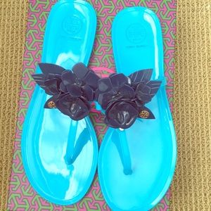 Tory burch blossom jelly thong sandal blue